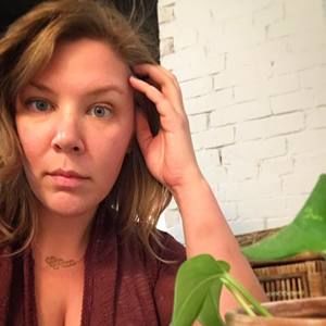 Meet your Posher, Aline